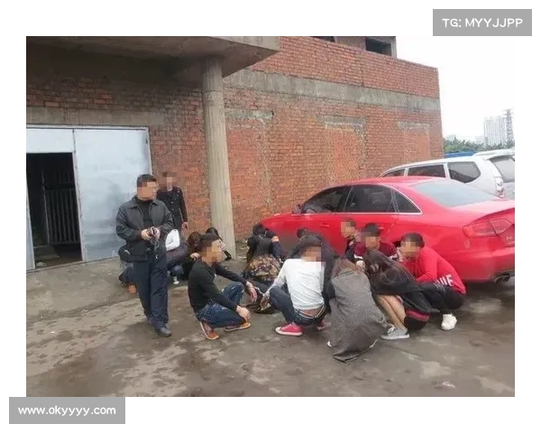 黄浦公安对陈某因恶意别停海港大巴事件处以行政拘留五日处理