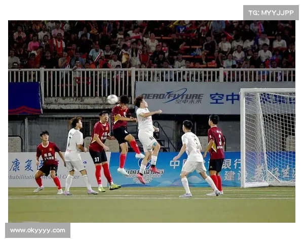 德甲联赛新赛季前瞻:豪门争冠、黑马崛起,精彩对决引爆球迷热情 德甲联赛新赛季前瞻:豪门争冠、黑马崛起,精彩对决引爆球迷热情